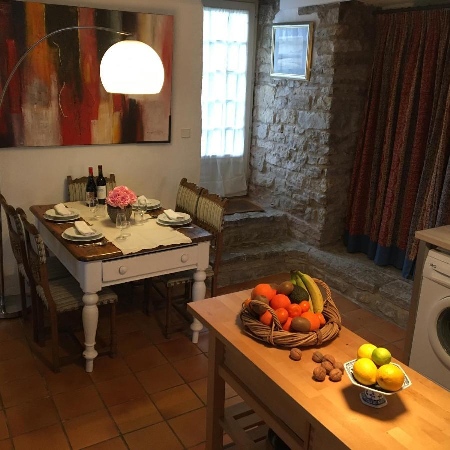 Les Gites Perard Caylus Bagian luar foto