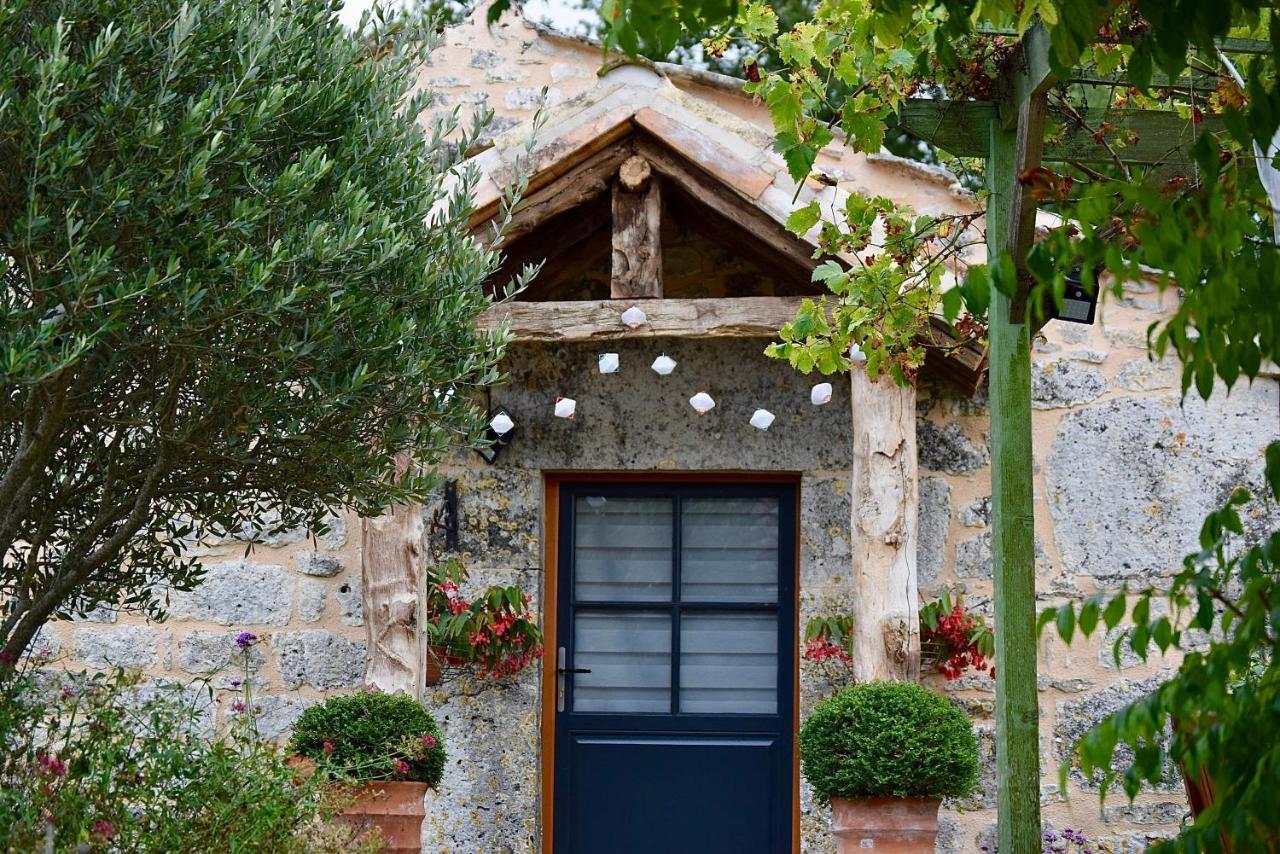 Les Gites Perard Caylus Bagian luar foto