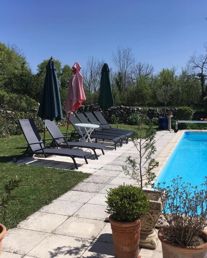 Les Gites Perard Caylus Bagian luar foto