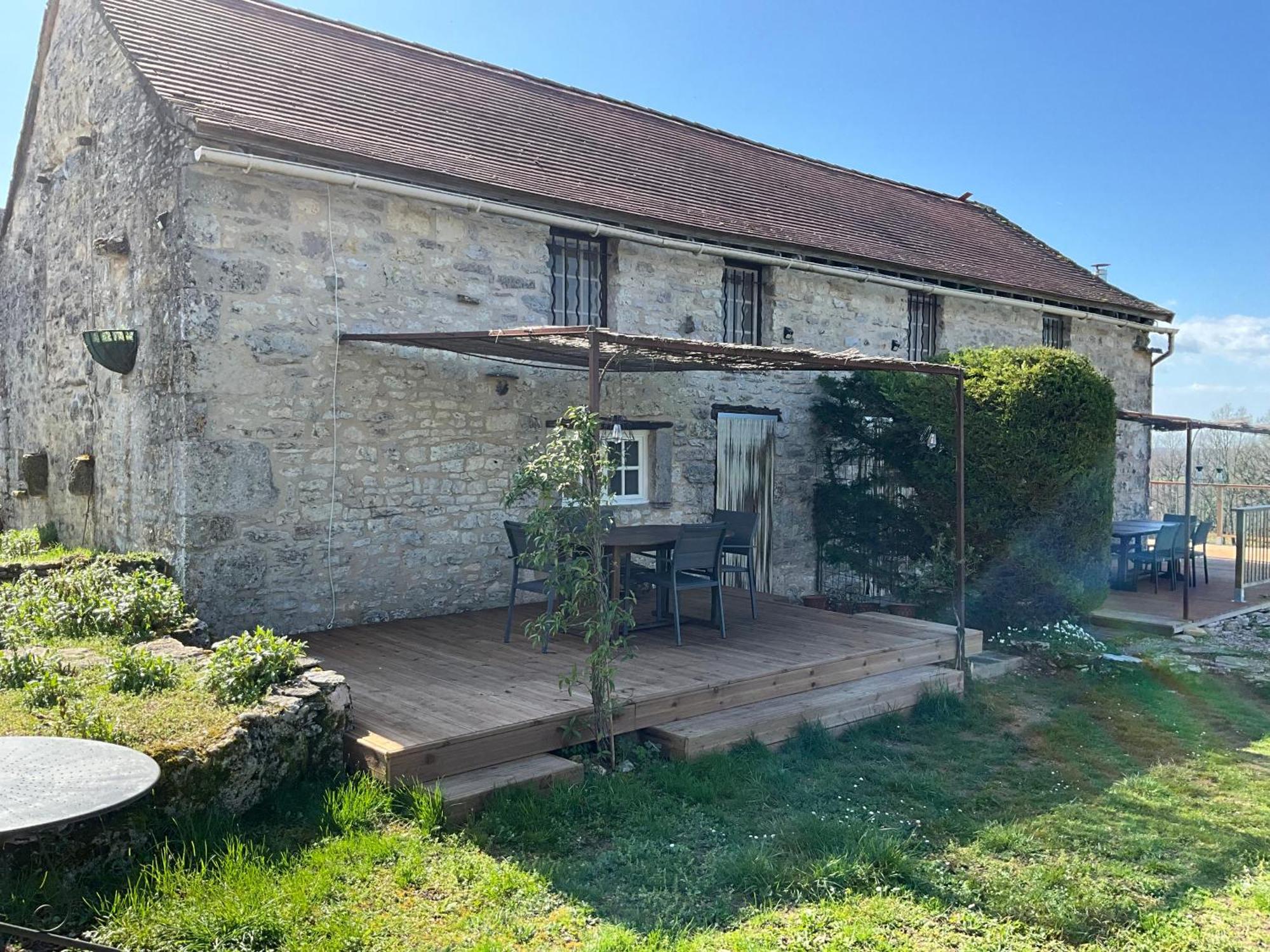 Les Gites Perard Caylus Bagian luar foto